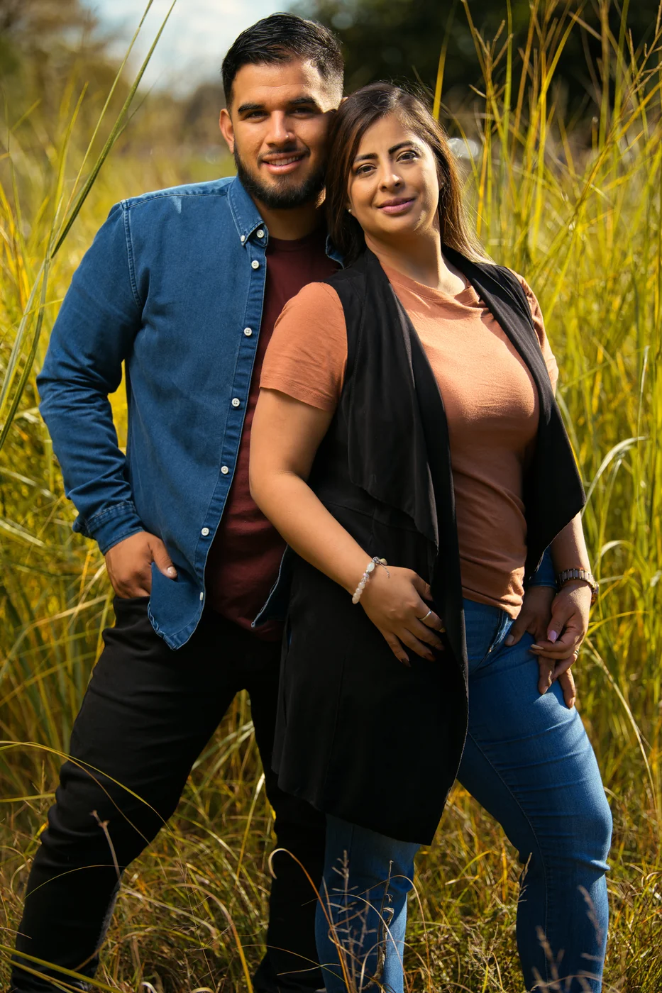 The Garcia family session by the water